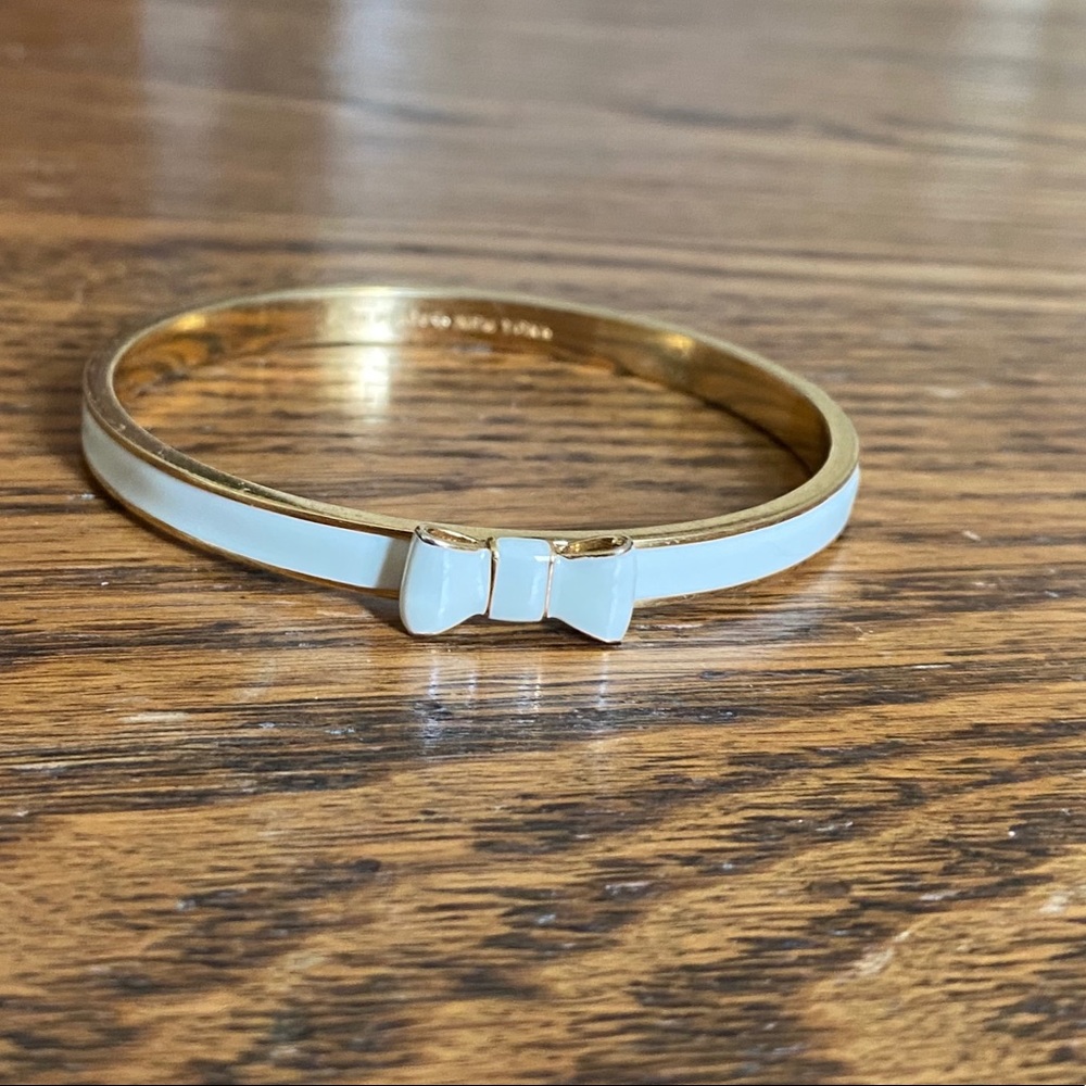White KATE SPADE “Take a Bow” bracelet/bangle